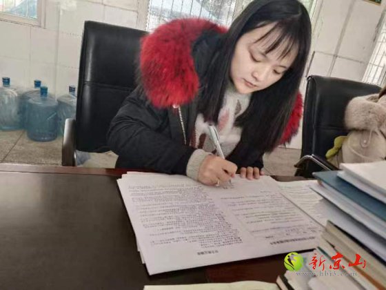 坪坝中学咬定教育教学质量不放松